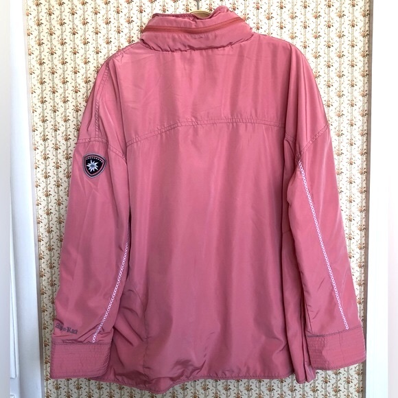 Alp-n-Rock Wildblume Anorak Hooded Pullover in Strawberry Ice Pink | 2 - Picture 8 of 15